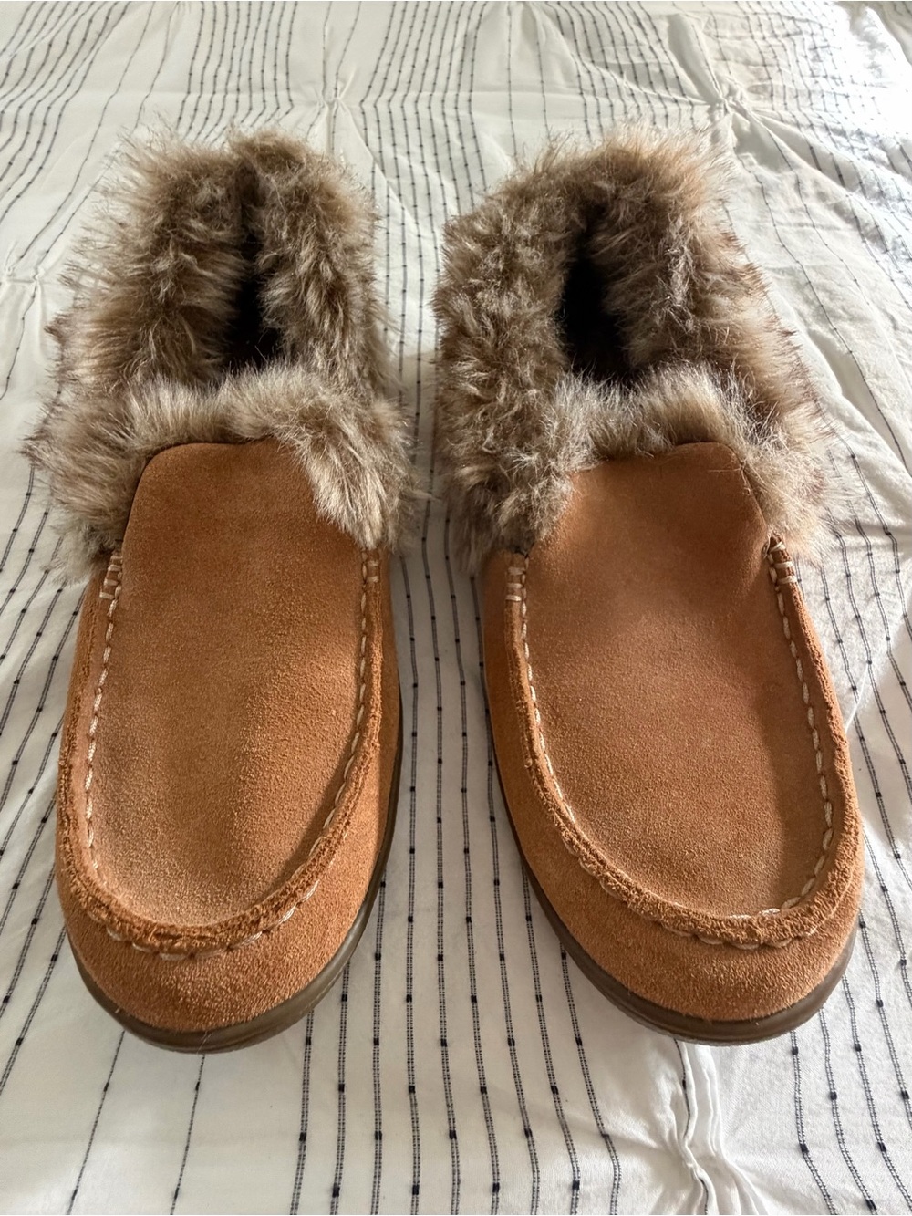 Women's Faux-Fur Trim Suede Slip-On Slippers - Tan/Camel